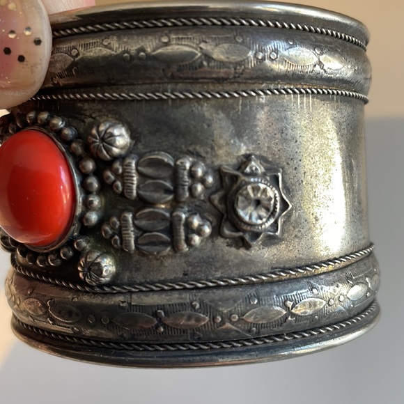 Silver Cuff with Orange Stone - Picture 4 of 5
